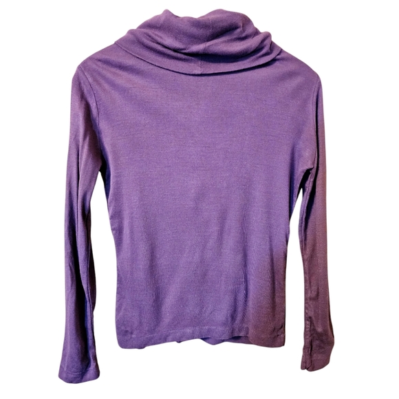 Vintage 80s Lavender Turtleneck Acrylic Medium - Picture 4 of 11